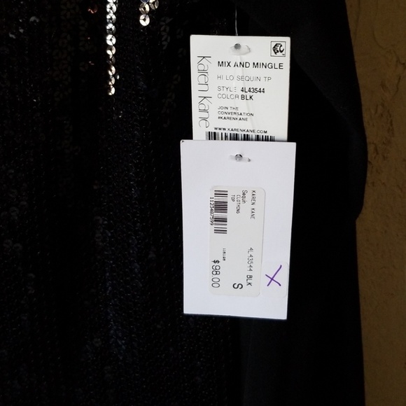 Top - Picture 2 of 3